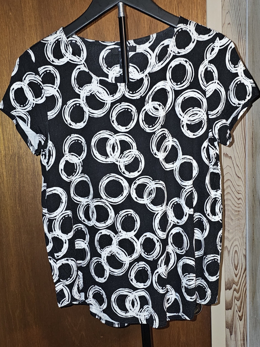 Alfani Black Short Sleeve Petite Tee with White Circle Print